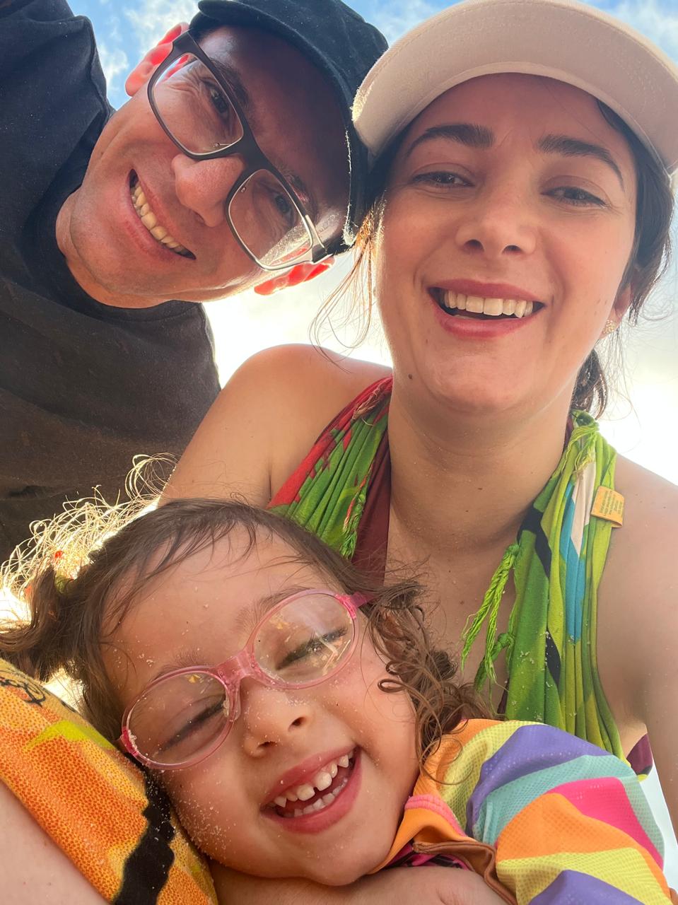 Elisandro e sua filha Elis